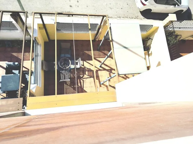Duplex de 5 dormitorios y sotano privado — 4