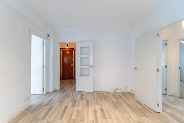 PISO DE TRES habitaciones GUINDALERA — 13