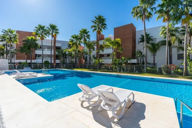 Apartamento de lujo con vistas al mar en Los Arqueros Golf — 18