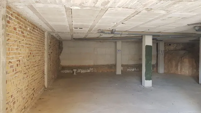 Venta de Local comercial en Campillos, Málaga. — 6