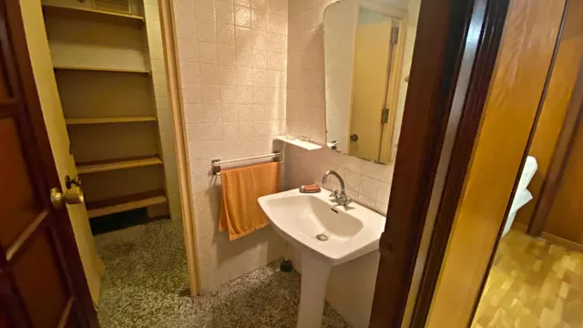 Local comercial zona centro Alicante - entreplanta+planta baja+sotano — 11