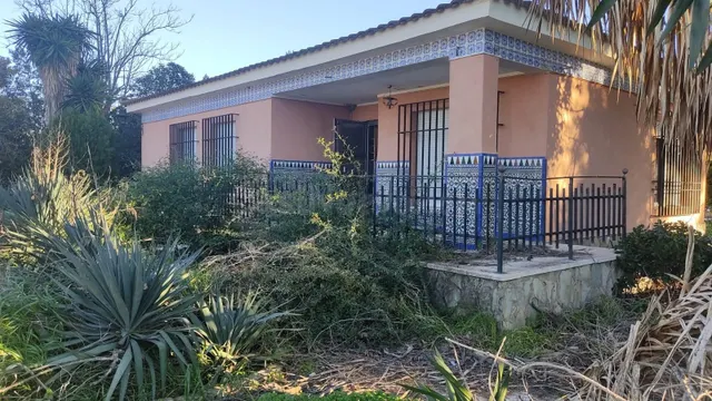 CHALET "LOS DIEZ MANDAMIENTOS" 2639 M2.PARCELA, PISCINA, JAR - foto 2