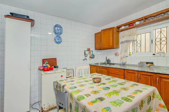 Amplia y Luminosa Casa en el Corazón de Monachil — 19
