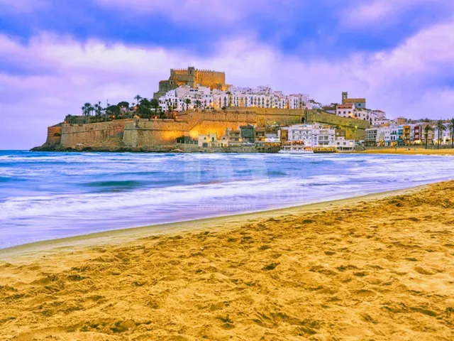 OPORTUNIDAD ÚNICA PARA INVERSIÓN !!!! Se Vende Piso en Peñís - foto 4