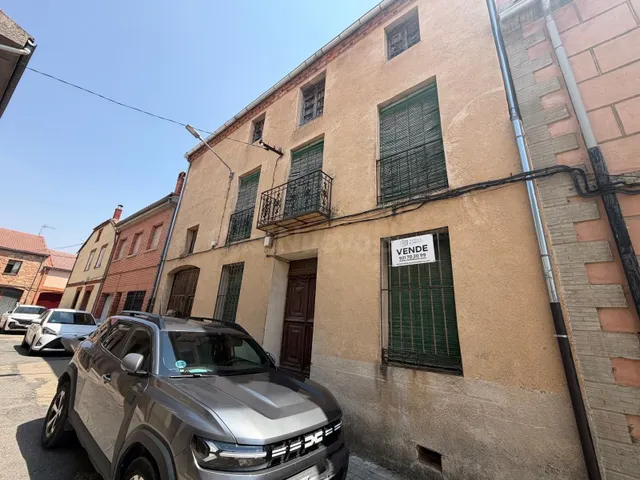 ESTUPENDA CASA PARA REFORMAR EN CABEZUELA (SEGOVIA) - foto 2
