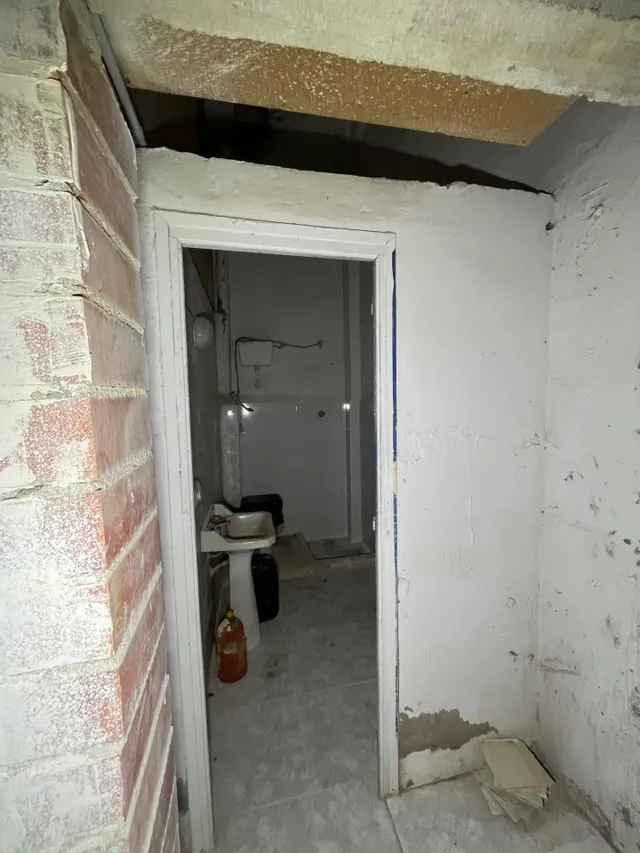Local en calle Antares con gran altura y 99 m2 — Ideal para tu próximo proyecto — 11
