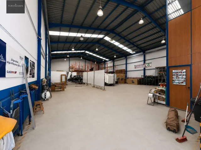 Nave industrial en venta en Dúrcal Situada en una zona estra - foto 5