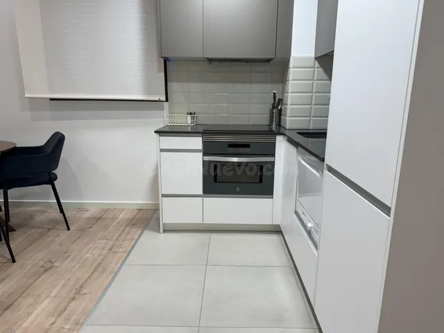 FABULOSO PISO AMUEBLADO EN CARDENAL CISNEROS 73 - 2E - foto 2