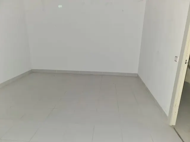 Locales en venta en la c/ Carmen de Valdemoro — 11