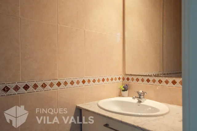 Casa a quatre vents amb gran terrassa i garatge per a 2 cotxes — 30