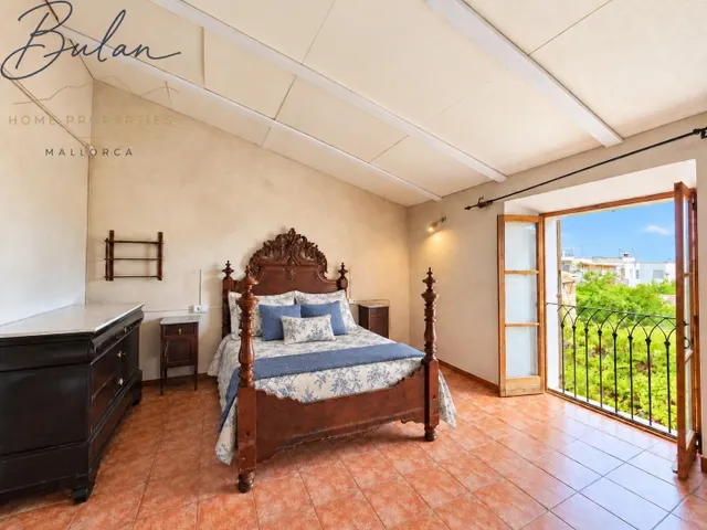Casa señorial a reformar con bodegas, gran patio y garaje en Consell — 26
