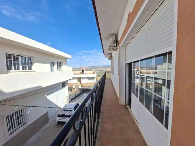 SE VENDE CASA EN ABRUCENA — 28