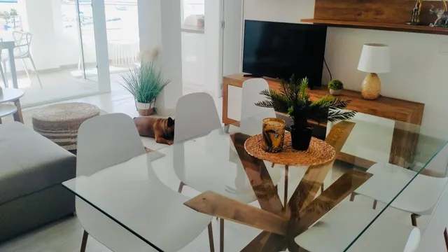 Espectacular vivienda con vistas al mar y al puerto deportivo — 15