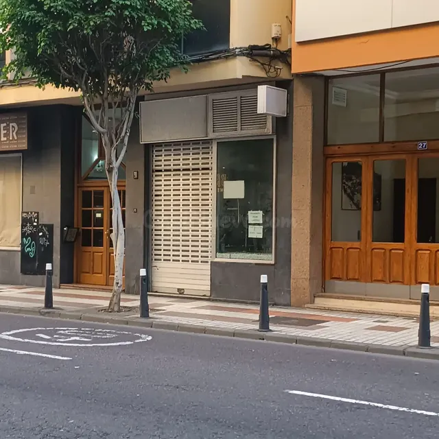 Local comercial 310m² en alquiler - Paseo de Chil - foto 3
