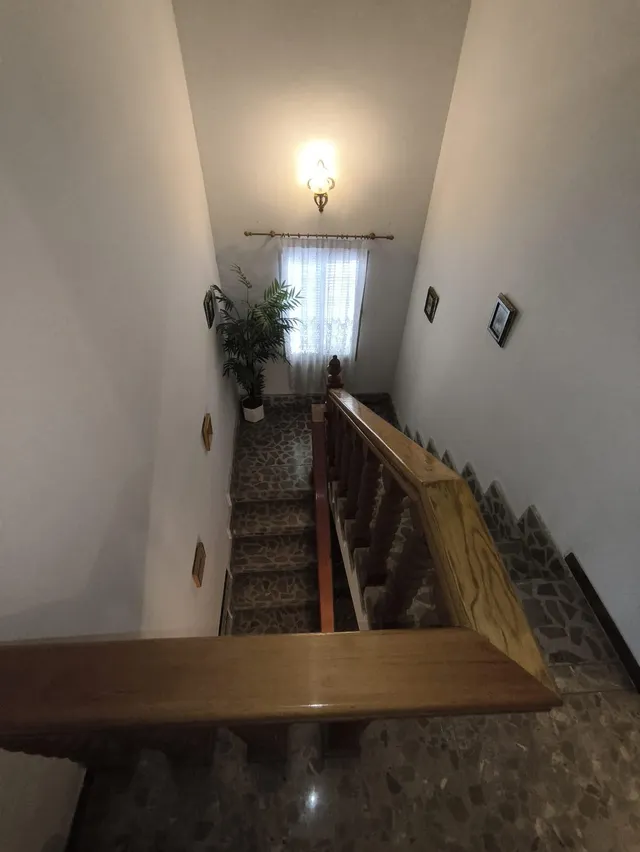 Amplia Casa en Noblejas - Oportunidad Única por €180,000 — 42