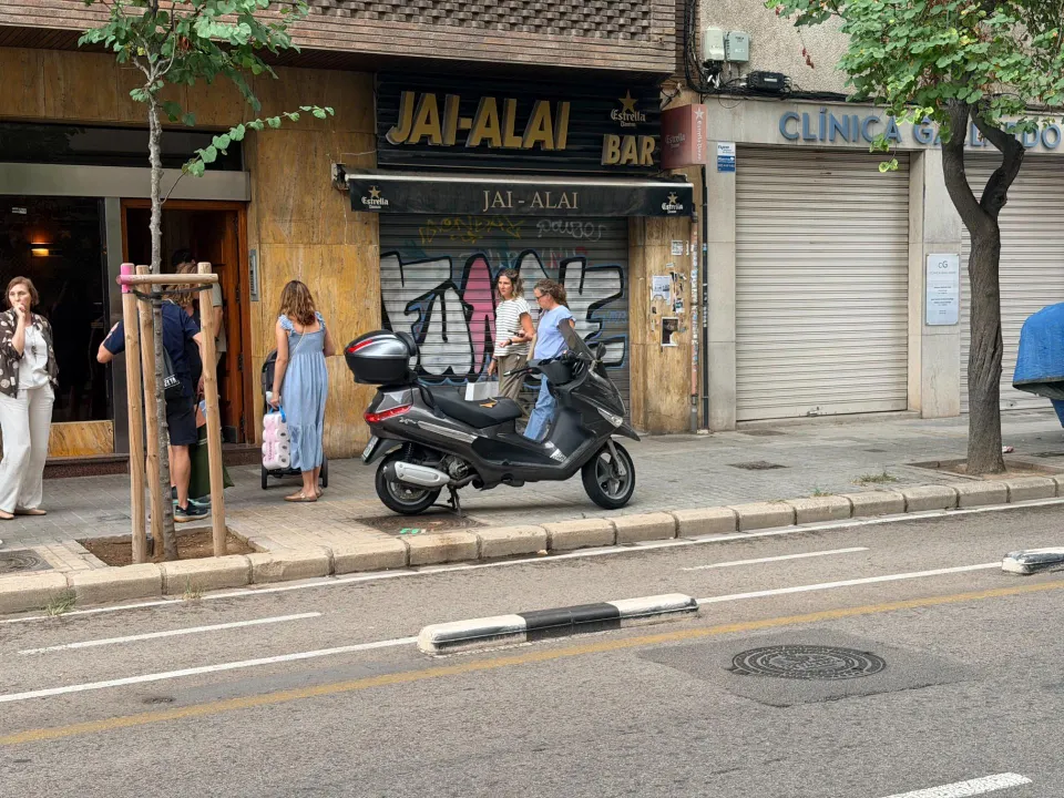 Armando Palacio Valdés/Paseo Alameda Valencia