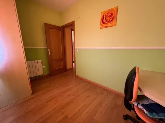 CHALET EN UNA DE LAS MEJORES URBANIZACIONES DE LLIRIA — 23
