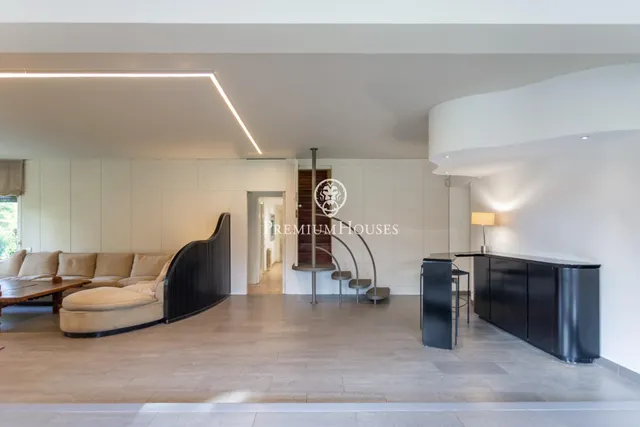 Una finca excepcional para disfrutar del espacio, la privacidad y la naturaleza en venta en Cardedeu — 13