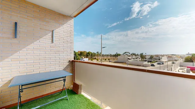 PISO DE TRES DORMITORIOS CON PISCINA CLIMATIZADA, GIMNASIO Y - foto 2