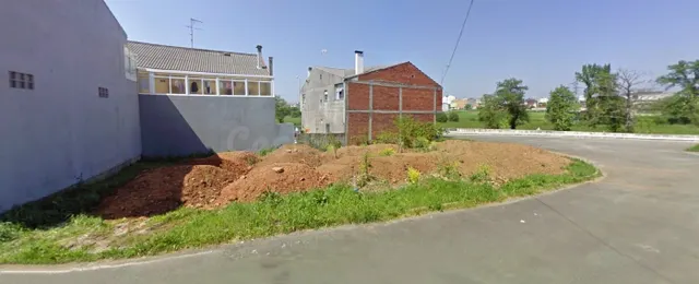 Terreno urbano con proyecto para vivienda unifamiliar - foto 2