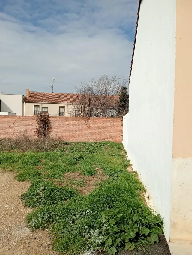 Solar urbanizable de 488m2 en el centro del pueblo — 8