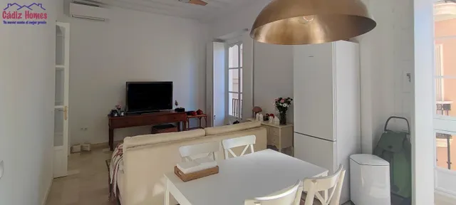 Preciosa vivienda en pleno centro.-Zona Plaza San Antonio — 4