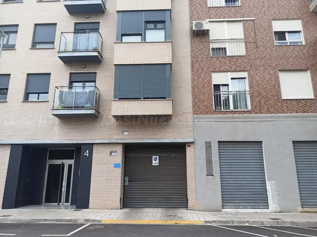 Magnífica oportunidad de plaza de garaje con trastero inclui