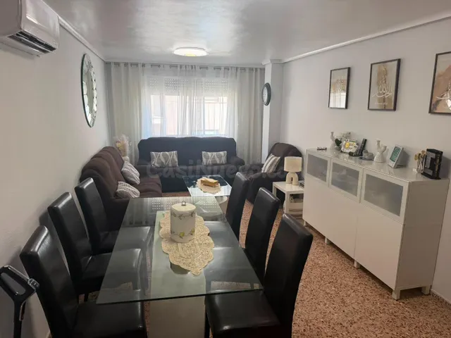 PISO REFORMADO DE 4 habitaciones