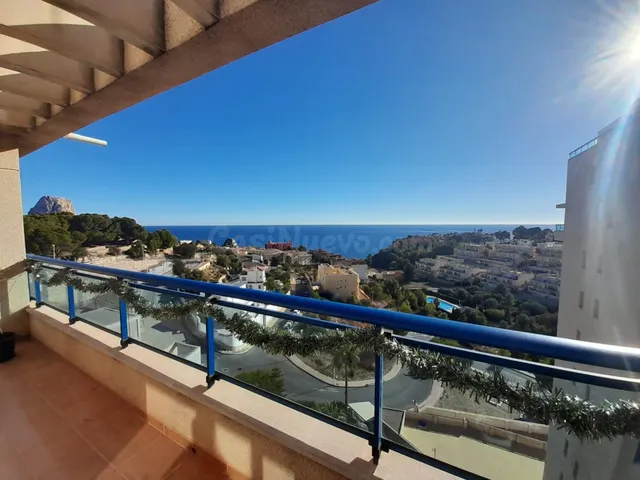 Ático tríplex en venta en Calpe: lujo, vistas 360º y soláriu - foto 2