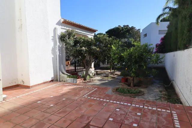 Chalet en el centro de Campolivar Godella — 40