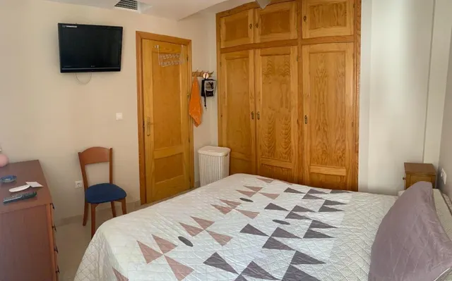 Fuengirola centro. 2 dormitorios. a un paso de la playa y todos los servicios. — 8