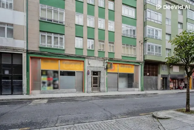AMPLIO LOCAL EN VENTA EN LUGO