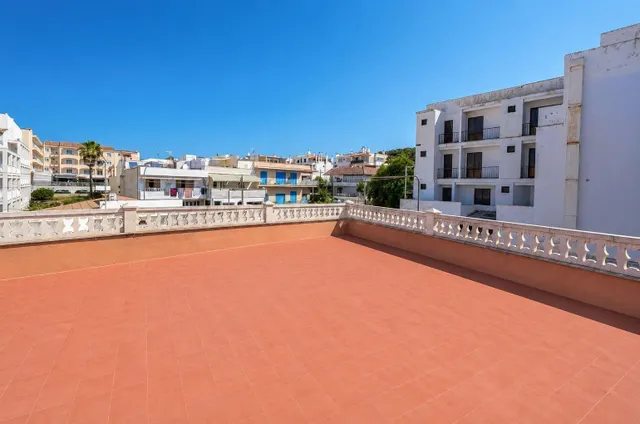 Piso en Cala Ratjada con gran terraza, ubicación junto al ce