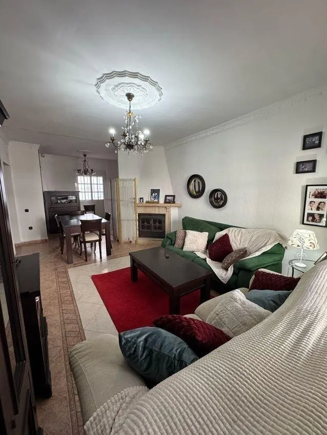 Gran adosado de 180 m2 en Avenida de la Libertad — 6