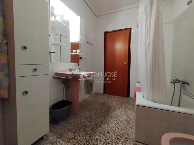 SE VENDE CHALET EN PARCELA URBANA EN LA ROMANA — 12