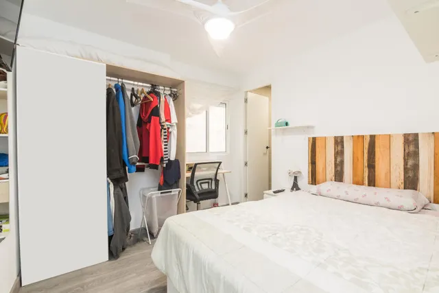 Se vende este gran piso junto Corazón de Jesús con 5 habitaciones y 5 baños ideal como inversión para rentabilizarlo!!! — 18