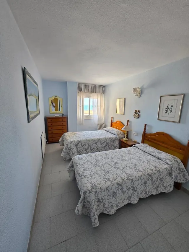 MAGNIFICA VIVIENDA EN PRIMERA LINEA DE PLAYA Y CON PISCINA COMUNITARIA, IDEAL PARA VIVIR TODO EL AÑO — 14
