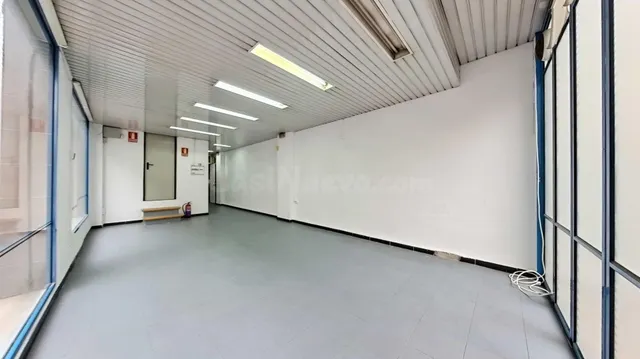 Buscas visibilidad de tu empresa, aquí tienes un local esqui - foto 4