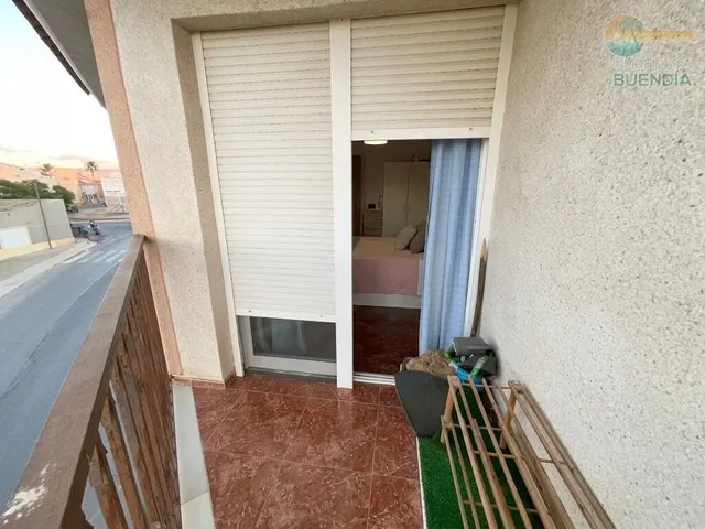 Piso de 3 dormitorios , garaje y trastero muy cercano a servicios — 12