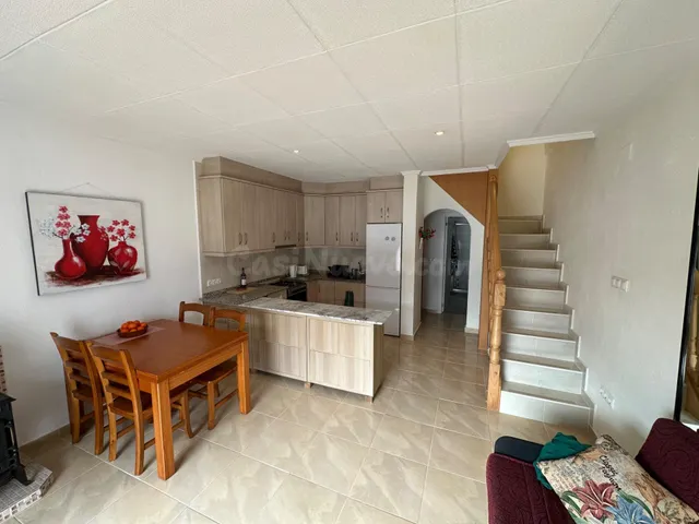 Chalet adosado a la venta con una impresionante vista panorá - foto 3