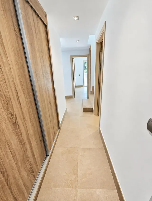 Un ático dúplex donde el espacio interior y el exterior forman parte de la misma casa — 20
