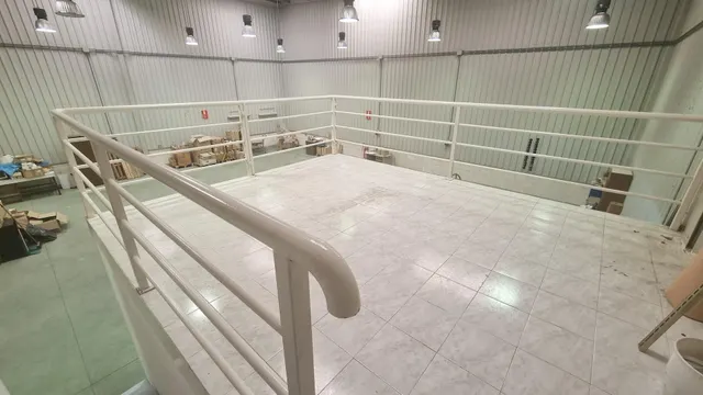 Nave industrial en polígono los leones, Pinseque | espacio, altura y funcionalidad para tu negocio — 12