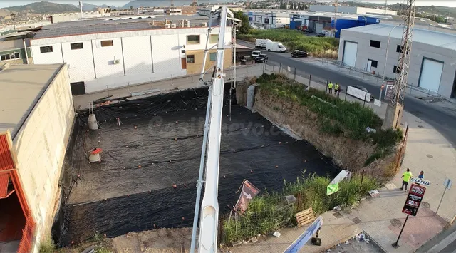 NAVE INDUSTRIAL EN CONSTRUCCIÓN EN EL POLÍGONO JUNCARIL – AL - foto 2