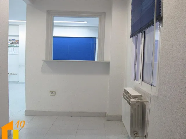 Vivienda en Avd. Arlanzón, zona Hacienda. — 2