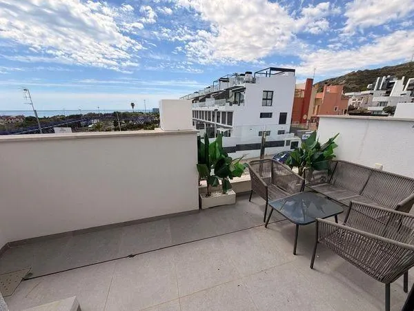 Casa adosada en Guardamar del Segura con vistas al mar. — 13