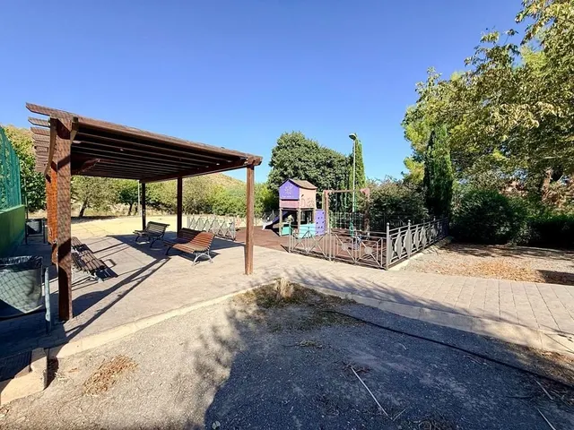 Adosada en Venta en Nucia, La Alicante — 37