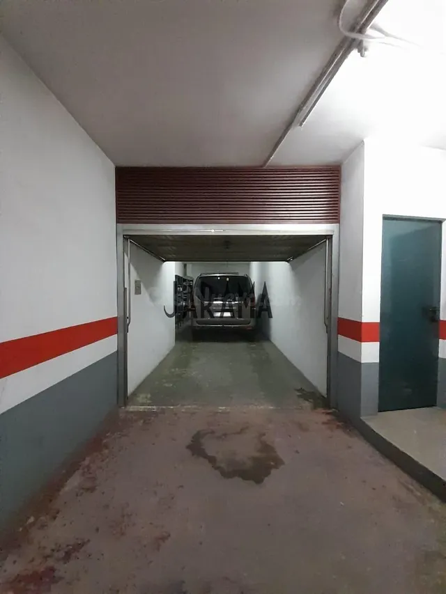 GARAJE CERRADO EN EL CENTRO DE TUDELA - foto 3