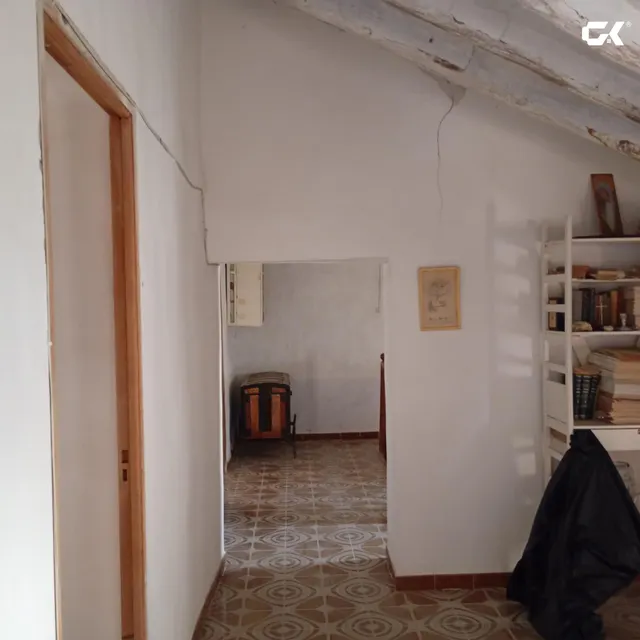 Casa con alma en Zarcilla de Ramos: arcos, vigas y un patio que espera — 45
