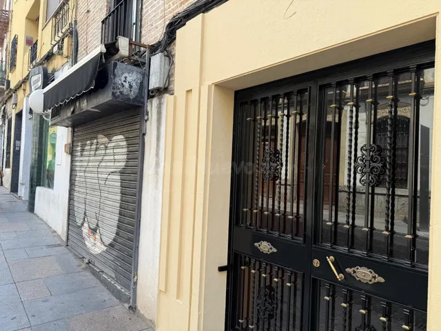 OPORTUNIDAD DE LOCAL, EN PLENO CENTRO DE CÓRDOBA, TAMBIÉN AL - foto 4