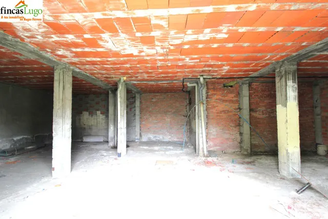 LOCAL COMERCIAL AL LADO DEL CENTRO MÉDICO DE FINGOI — 4